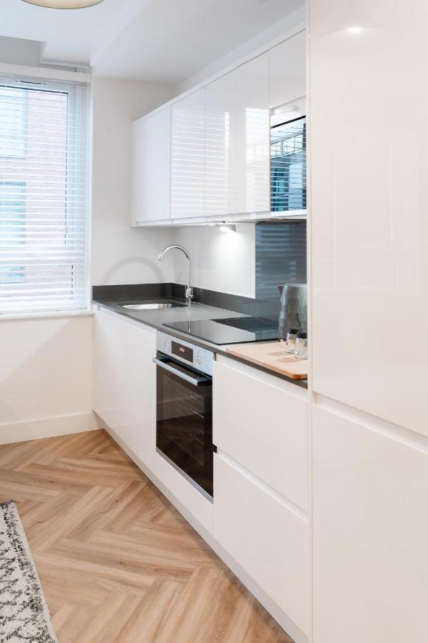 Royal House Stylish Apartments - צ'סטר מראה חיצוני תמונה