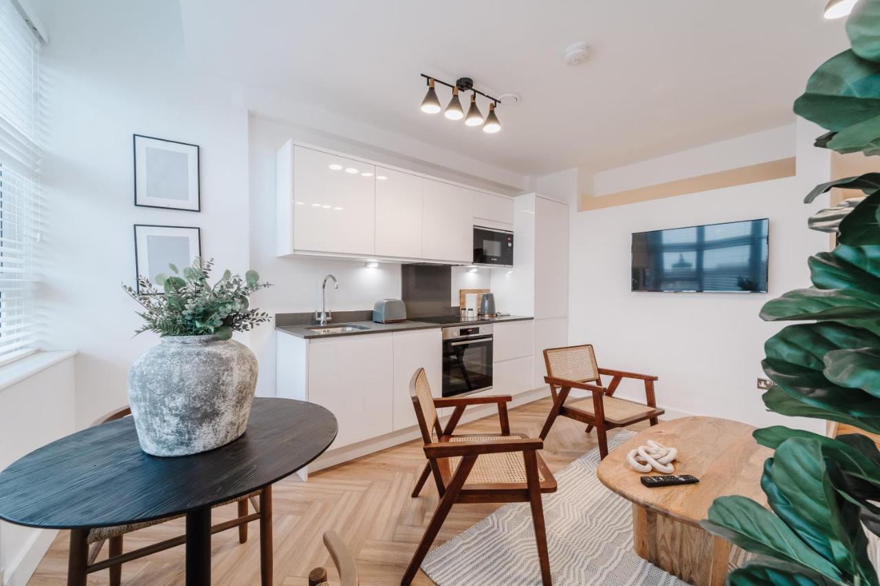 Royal House Stylish Apartments - צ'סטר מראה חיצוני תמונה