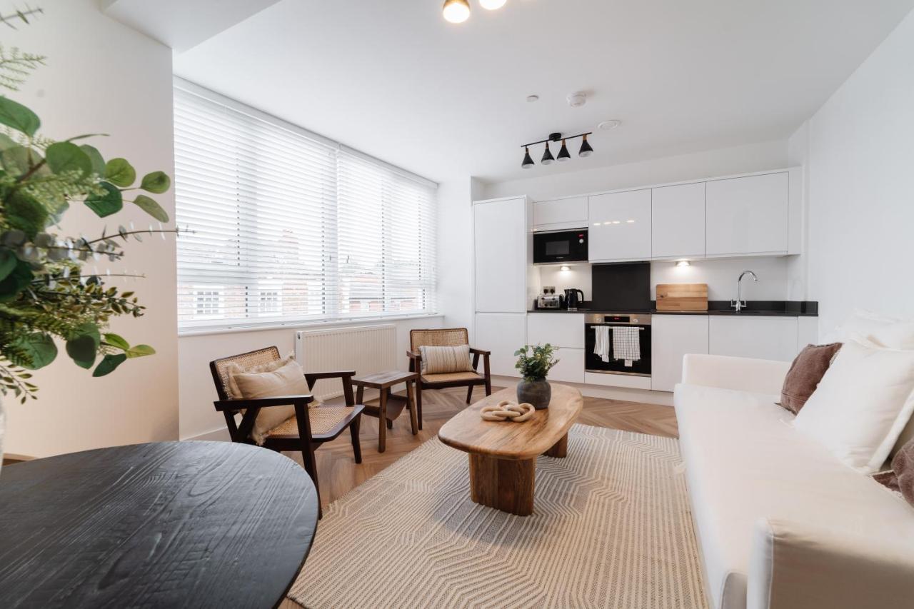 Royal House Stylish Apartments - צ'סטר מראה חיצוני תמונה
