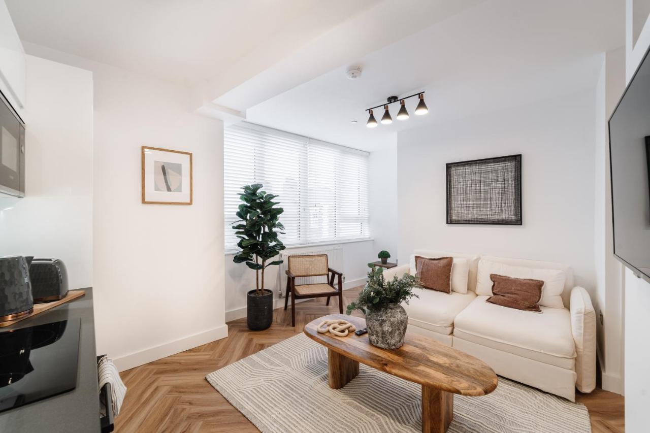 Royal House Stylish Apartments - צ'סטר מראה חיצוני תמונה