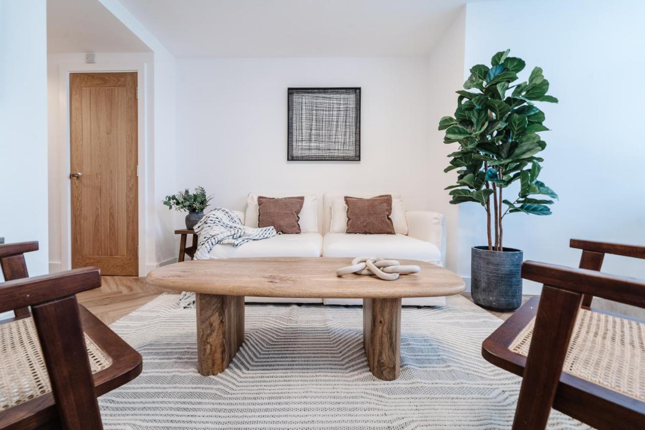Royal House Stylish Apartments - צ'סטר מראה חיצוני תמונה