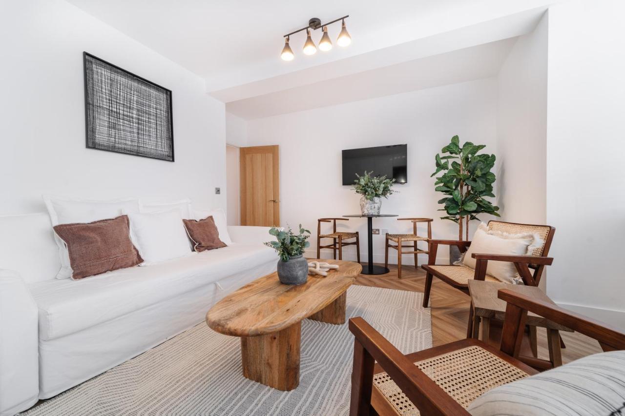 Royal House Stylish Apartments - צ'סטר מראה חיצוני תמונה