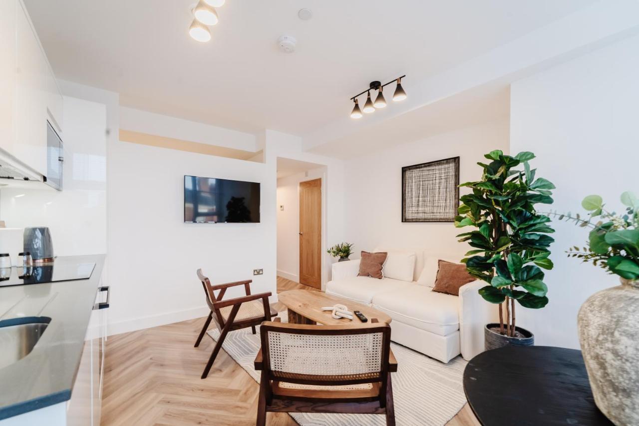 Royal House Stylish Apartments - צ'סטר מראה חיצוני תמונה