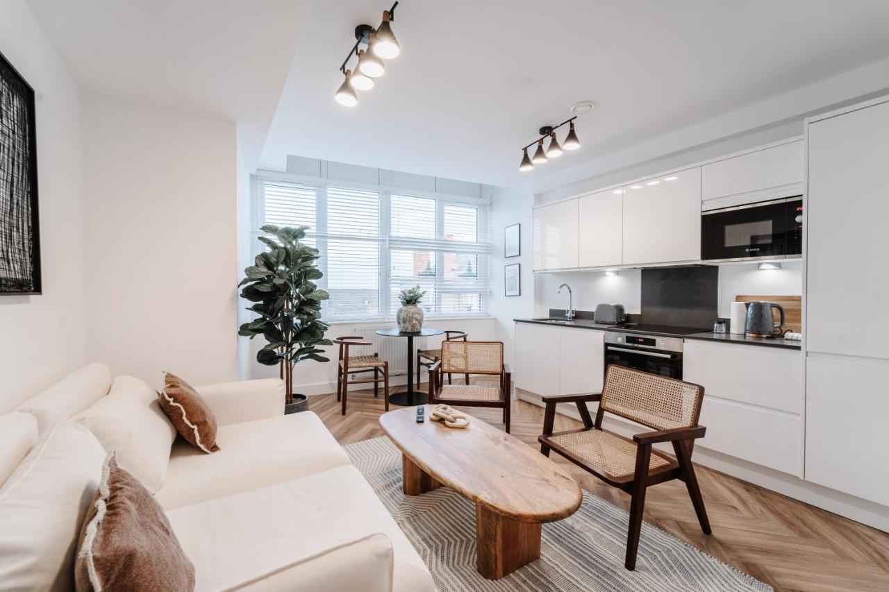 Royal House Stylish Apartments - צ'סטר מראה חיצוני תמונה