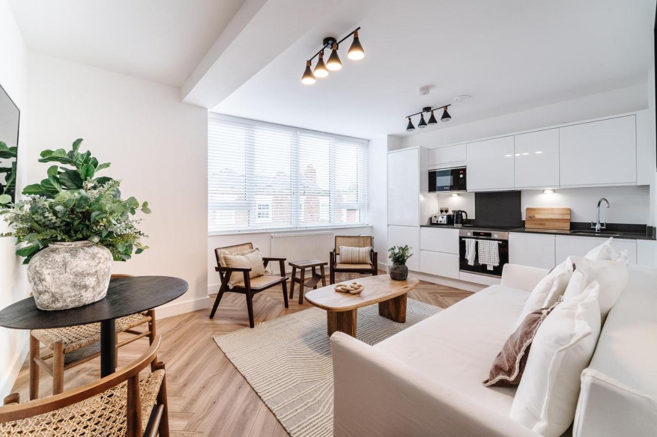 Royal House Stylish Apartments - צ'סטר מראה חיצוני תמונה